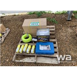 UN-USED SOLAR WELDING HELMET