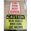 Image 1 : LOT OF 2 PLASTIC SIGNS (FIRE DOOR KEEP CLOSED AND CAUTION SIGN)