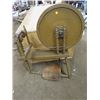 Image 1 : SPINNING WHEEL (FOR WOOL)