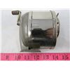 Image 8 : LOT OF 3 VINTAGE SCHOOL PENCIL SHARPENERS