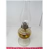 Image 5 : LOT OF 2 COAL OIL LAMPS (GLASS)