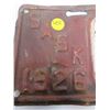 Image 5 : LOT OF 2 LICENSE PLATES (1926, 27) *SASK*