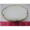 Image 4 : LOT INCLUDING, DINNER PLATE, SALAD BOWL, SAUCER, DESSERT PLATE (CHINA WHITE AND GOLD IN COLOR) *THEO