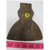 Image 2 : AXE HEAD (VERY OLD)