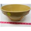 Image 2 : YELLOW MIXING BOWL WITH ROYAL HOUSEHOLD FLOUR ADVERTISING- PRELATE SASK (MADE MY MEDALTA)
