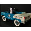 Image 2 : 1955 CHEVROLET TURQUOISE AND WHITE PEDAL CAR,