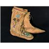 Image 2 : PLAINS FIRST NATIONS HAND CRAFTED HIGH TOP BEADED MOCASSINS