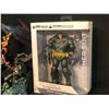 Image 2 : 4 BATMAN STATUES/FIGURINES INC. GREG CAPULLO DESIGNER SERIES STATUE IN BOX, ARKHAM ASYLUM NO. 1