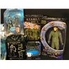 Image 2 : COLLECTION OF 11 STARGATE FIGURINES INC. ATLANTIS, SG-1 AND OTHERS, ALL IN ORIGINAL PACKAGING