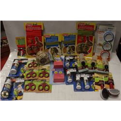 BOX OF ASSORTED SMALL PET ITEMS INCL HARNESSES,