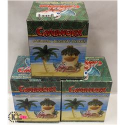 LOT OF 3 CRABWORX ORNAMENTS.