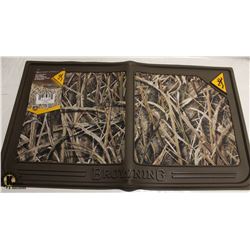 BROWNING PET FOOD MAT.