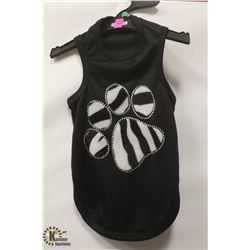 ZEBRA PAW PRINT PET T-SHIRT SIZE MEDIUM.