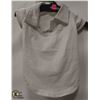 Image 1 : WHITE POLO PET SHIRT SIZE MEDIUM.
