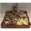 Image 1 : FLAT OF ASSORTED DOG CHEWS INCL RAW HIDE, PIGS