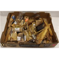 FLAT OF ASSORTED DOG CHEWS INCL HORNS, PIG
