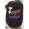 Image 1 : "FIXED NOT BROKEN" GRAPHIC PET T-SHIRT.