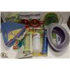 Image 1 : LARGE BOX OF SMALL ANIMAL ACCESSORIES INCL