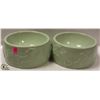 Image 1 : LOT OF 2 LARGE PET FOOD/ WATER DISHES.