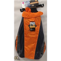 AFP ALL SEASONS JACKET SIZE LARGE.