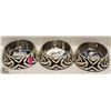Image 1 : LOT OF 3 FOOD/WATER DISHES.