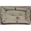 Image 1 : CLASSIC LAMBSWOOL PILLOW BED SMALL