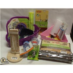 BOX OF SMALL ANIMAL ACCESSORIES & TOYS