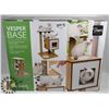 Image 1 : VESPER BASE MODERN SCRATCHING AND SLEEPING