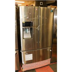 NEW SCRATCH AND DENT SAMSUNG FRENCH DOOR FRIDGE W/