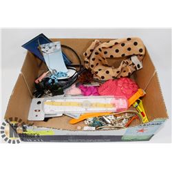 LOT OF HAIR ACCESSORIES.