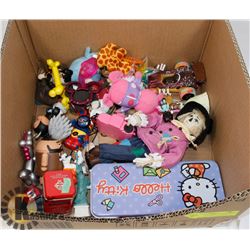 LOT OF COLLECTIBLE FIGURES INCL SCARECROW.