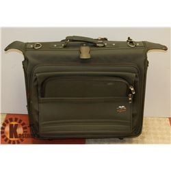 SKYWAY GARMENT TRAVEL SUITCASE