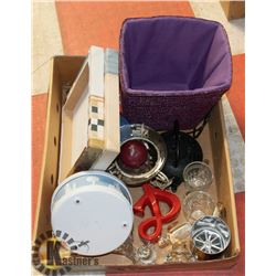 LOT OF MISC HOME DÉCOR