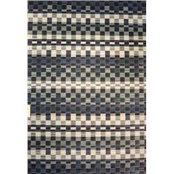 35) HIGHLIGHT CARPET 8X11