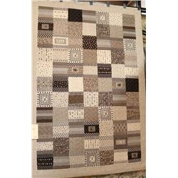 55) LOUNGE CARPET 7X10