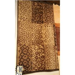 142) FOLKWORKS KASI/LODEN, 5X8 TRADITIONAL CARPET,