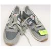 Image 1 : KIDS RUNNERS GREY SIZE 5 SHOES