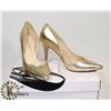 Image 1 : NINE WEST GOLD SZ 6.5