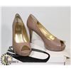 Image 1 : NINE WEST BEIGE OPEN TOE SZ 9