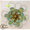 Image 1 : LARGE METAL FLOWER WALL HANGING - 24" DIAMETER.