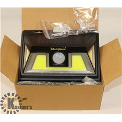 LOT OF 2 NEW SOLAR SECURITY LED LIGHTS