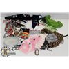 Image 1 : FLAT OF DOG COLLARS, DOG CLOTHING, AND OTHER
