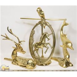 LOT OF LARGER BRASS ANIMALS.