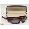 Image 1 : OAKLEY SUNGLASSES WITH CASE