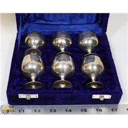 VINTAGE LIQUOR GOBLETS SET IN VELVET