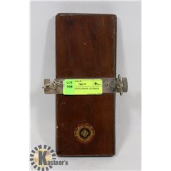 ANTIQUE GENTLEMANS TIE PRESS.