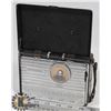 Image 1 : 1940S LEATHER LOOK CASES TUBE RADIO.