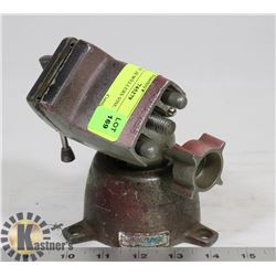 VINTAGE JEWELLERS VISE.