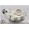 Image 1 : STAR WARS MILLENIUM FALCON