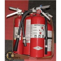 BOX WITH 4 FIRE EXTINGUISHERS